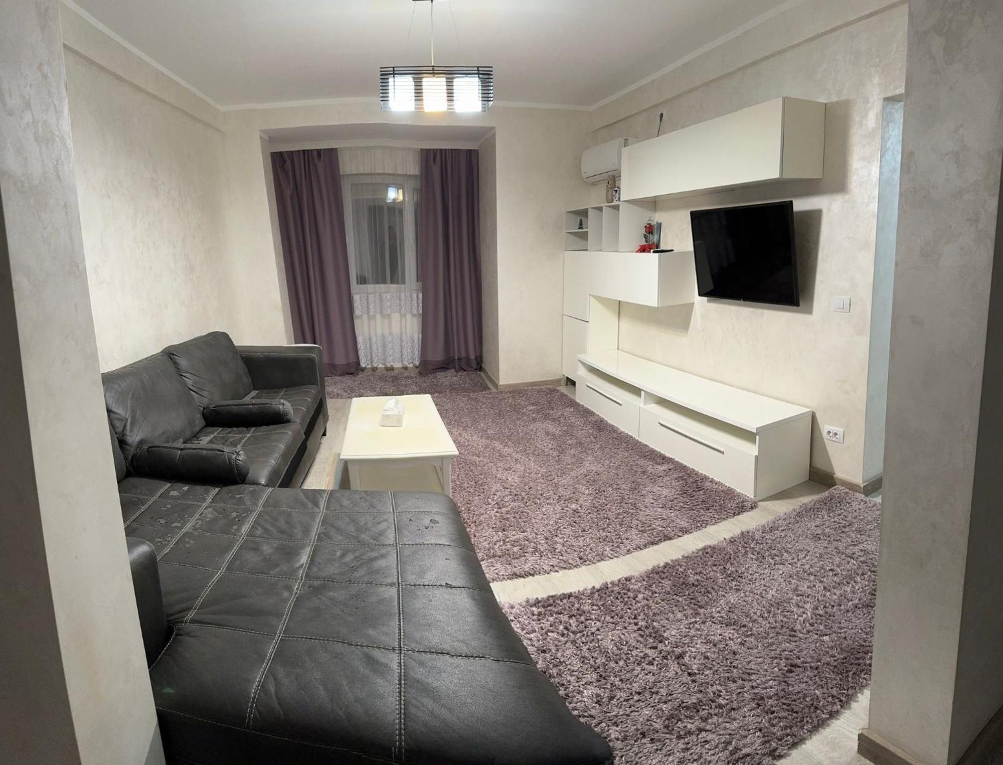 Apartament With 4 Rooms, Center Km Zero Bucharest, 4 Rooms, Minimum 4 Nights